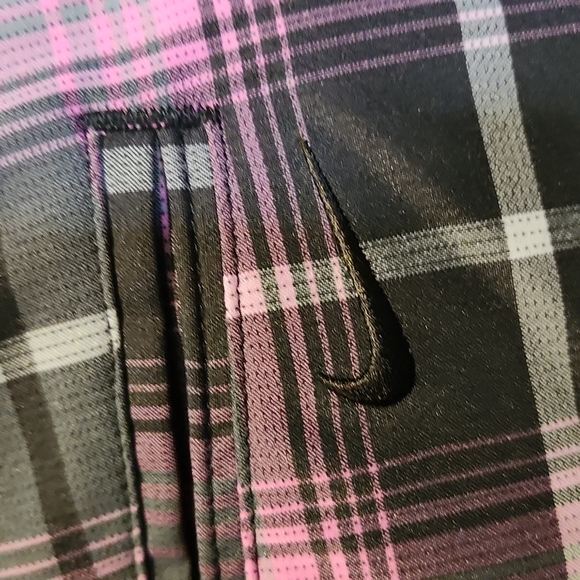 NIKEgolf Tour Performance Dryfit shorts. Like New! - Picture 2 of 7